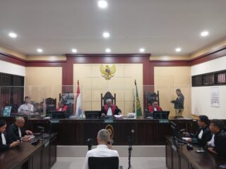 Putusan Sela, Hakim Menolak Dakwaan Kuasa Hukum Charlie Chandra