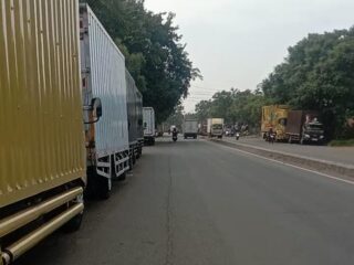 Banyaknya Parkir Liar Jalan Husien Sastranegara, Hilman Minta Stakeholder Tindak Tegas