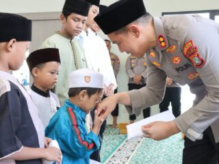 Tahun Baru Islam, Polres Metro Tangerang Kota Eratkan Silaturahmi Lewat Pengajian dan Santunan*
